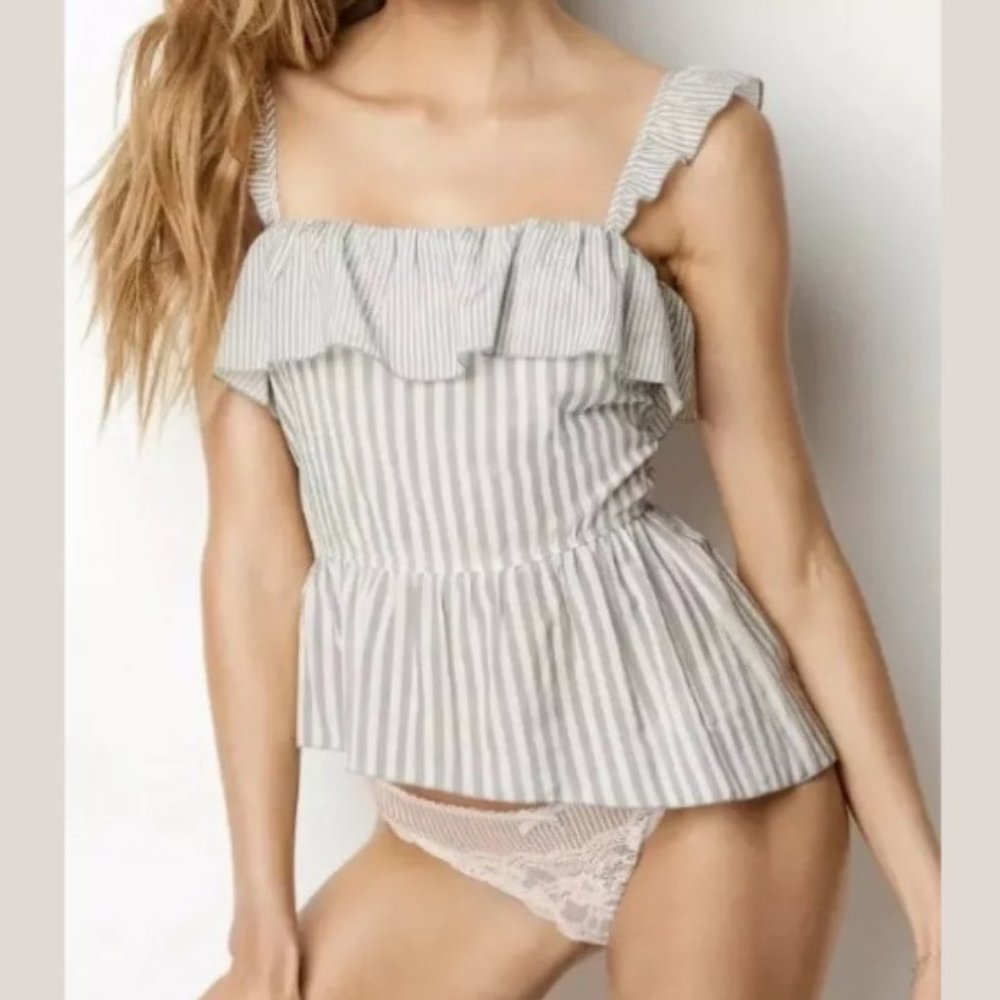 Victoria’s Secret Asymmetric Crop Top Size M